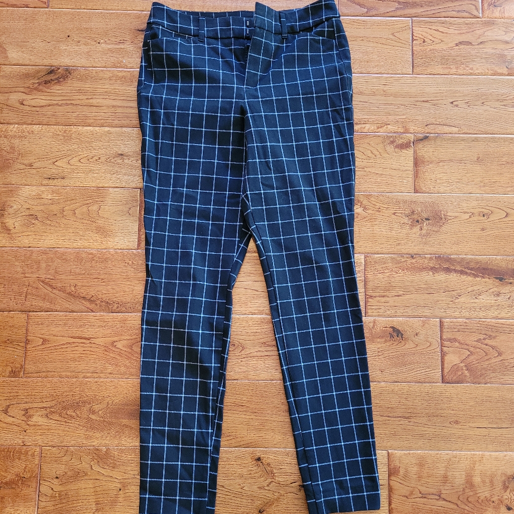 Old Navy Pixie Pants Regular Length